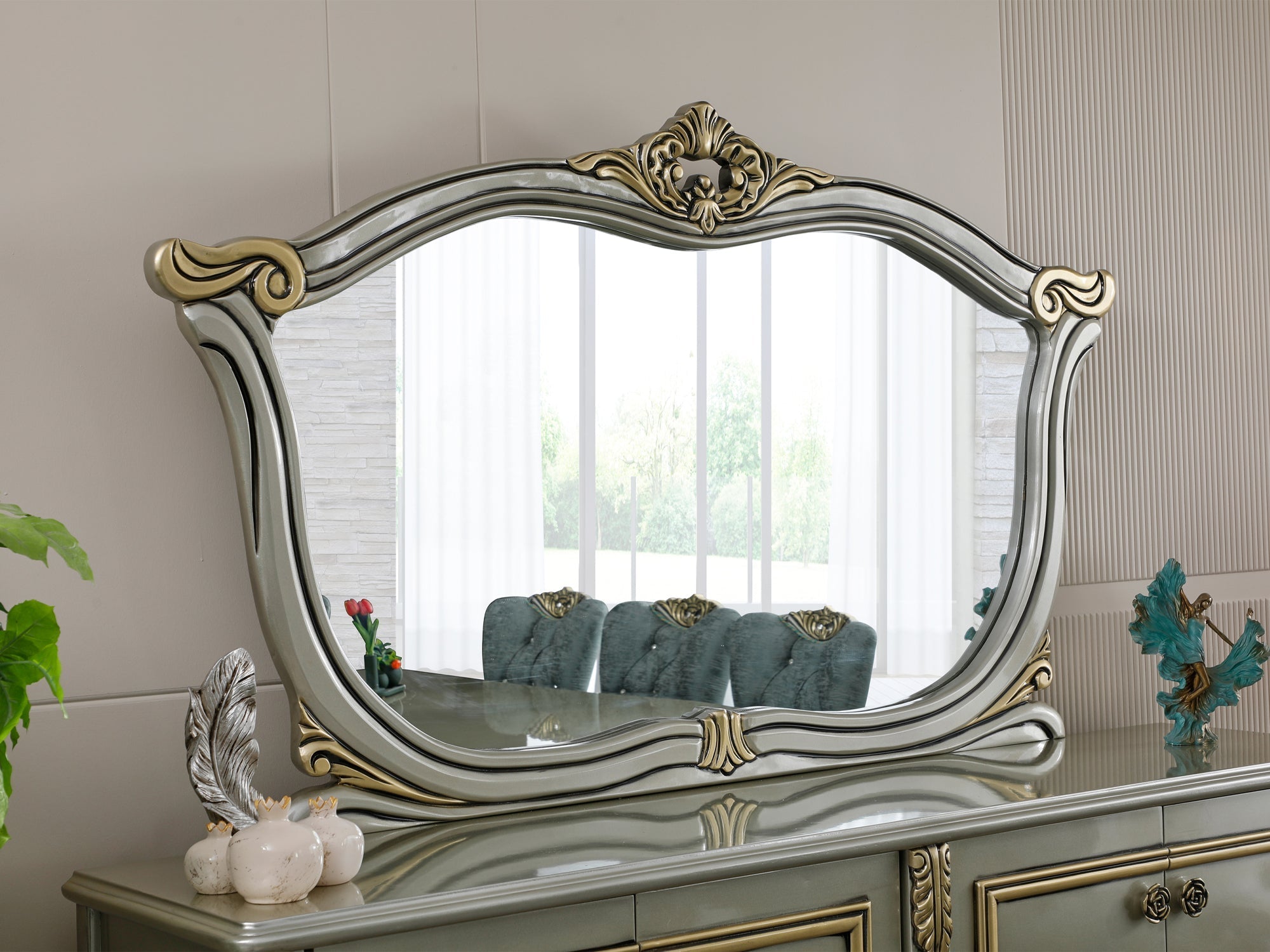 Buse Dining Room Set