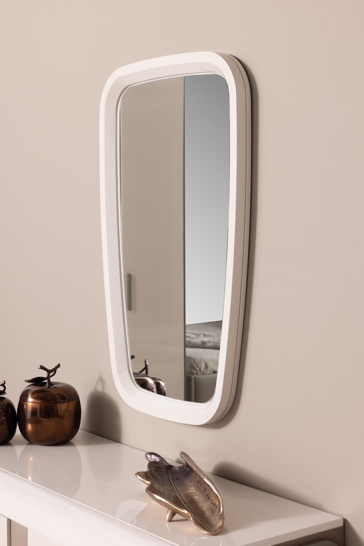 Defne Bedroom Set