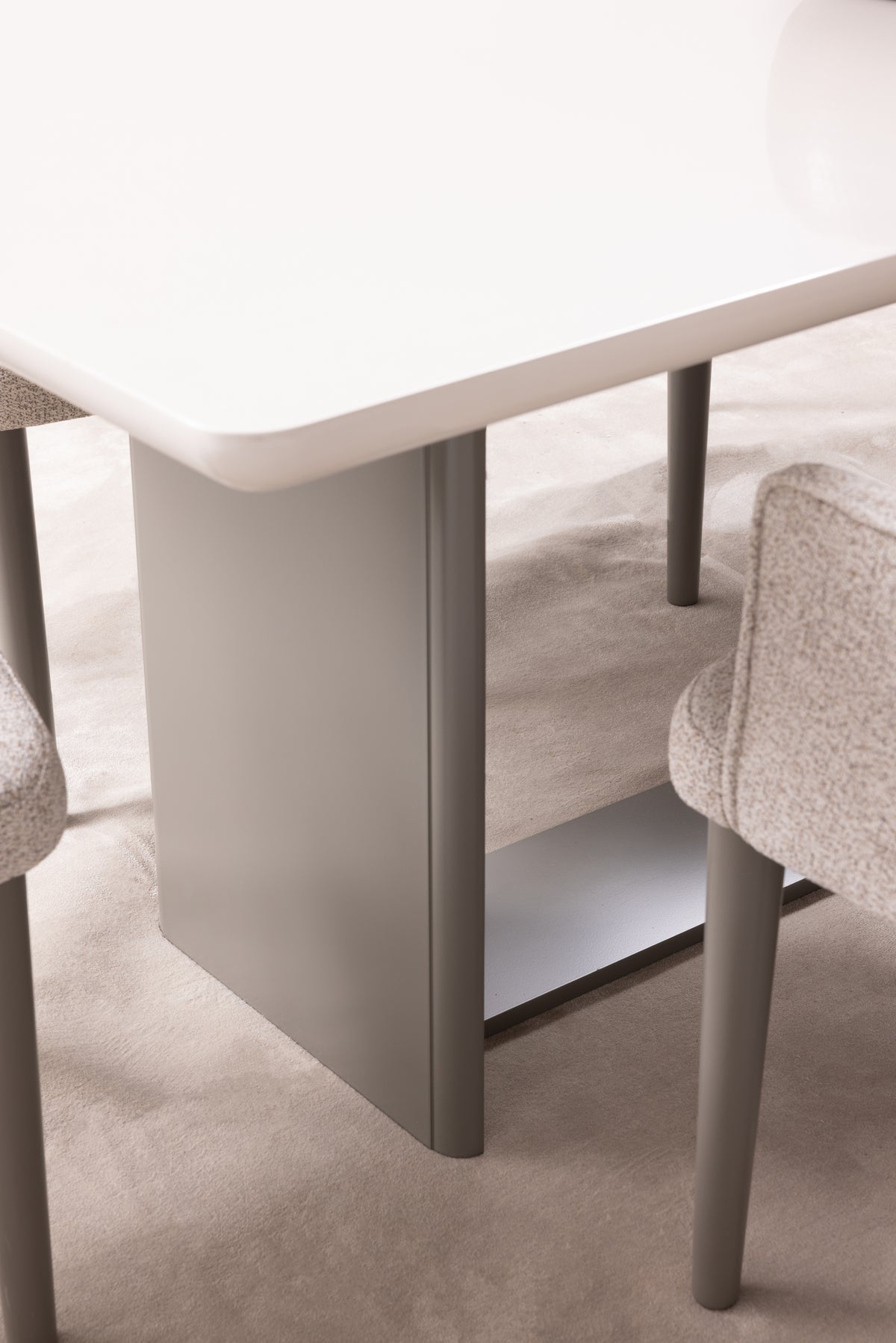 Defne Dining Room Set