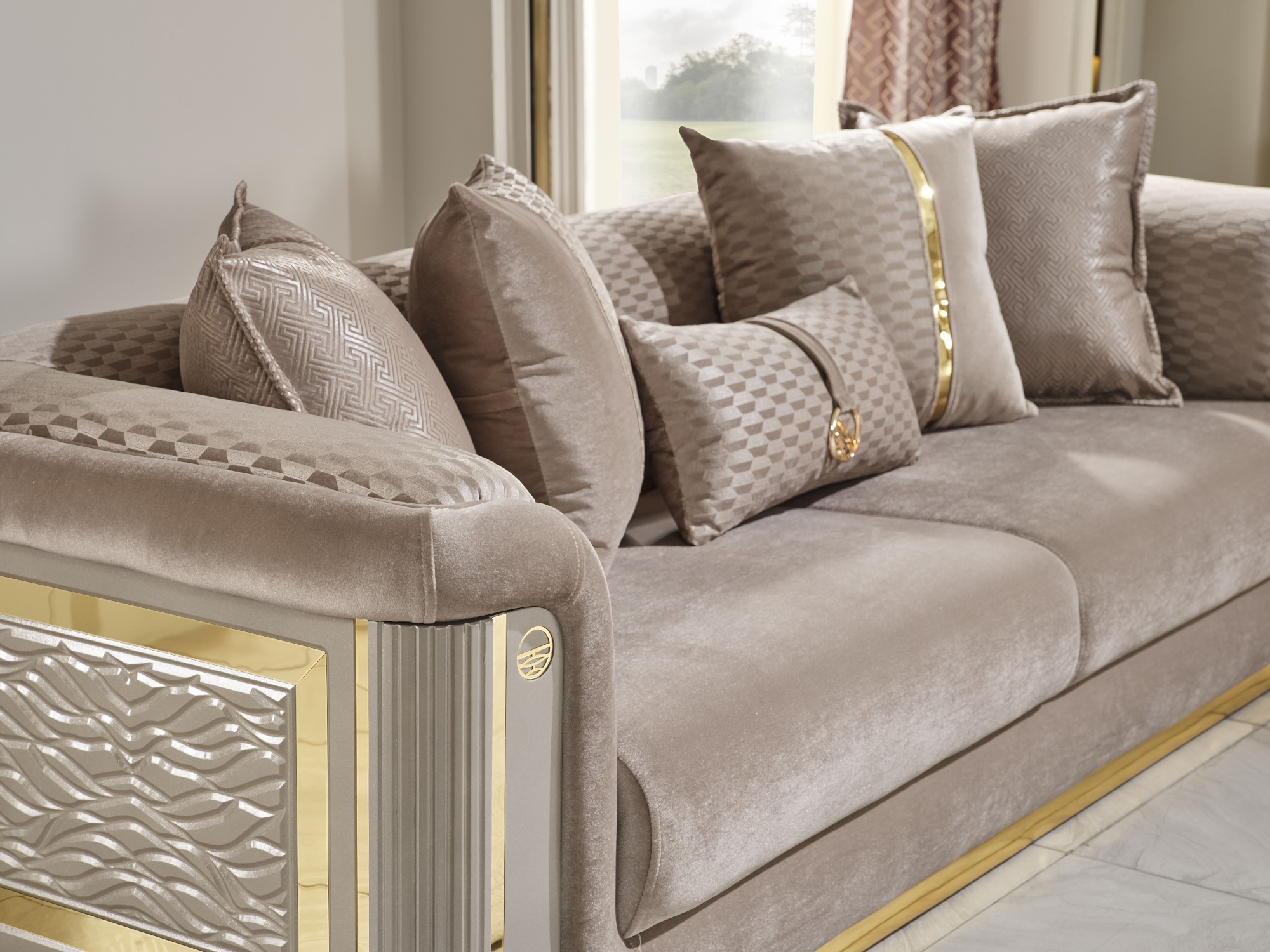 Elegance Stationary Living Room Set