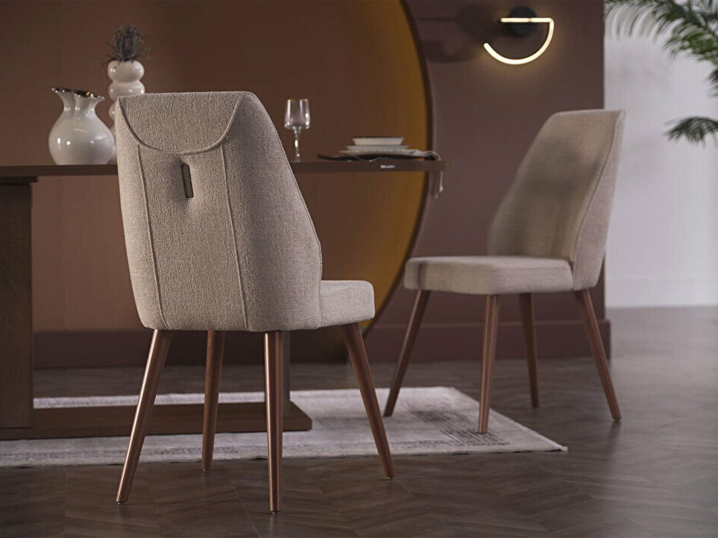 Mirante Dining Room Set