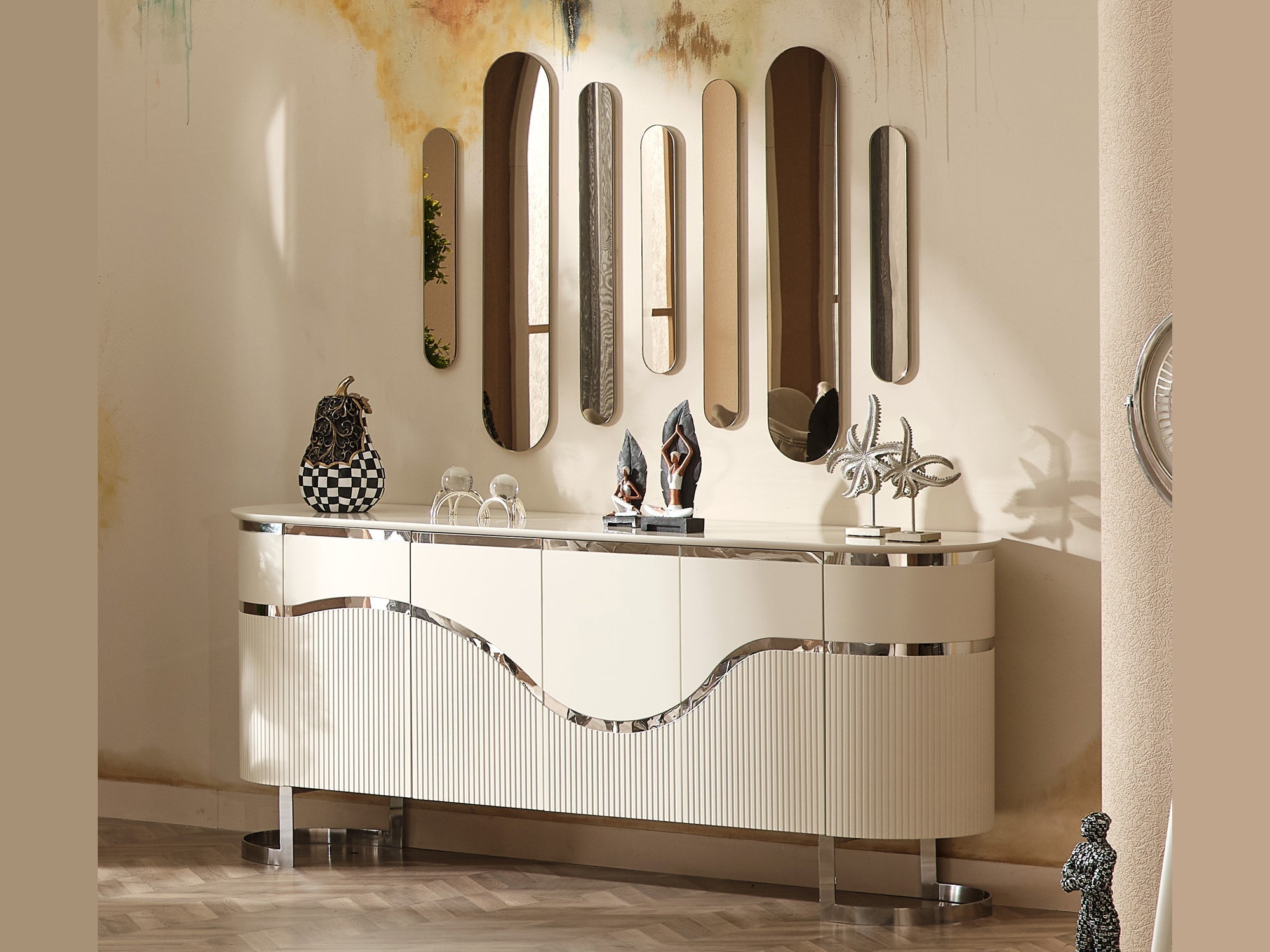 Prag 81" Wide 4 Door Buffet with Mirror