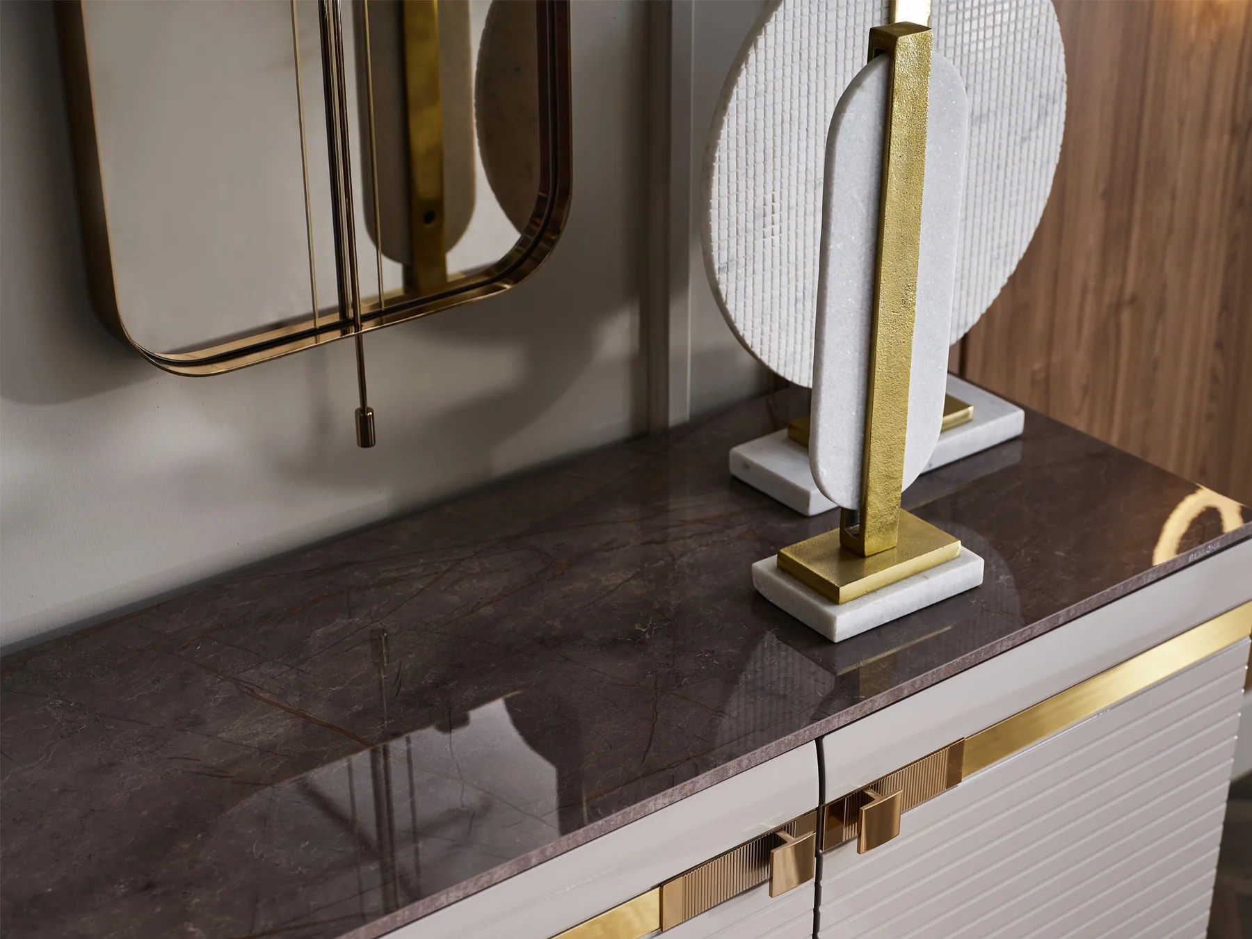 Veronica Dining Room Set