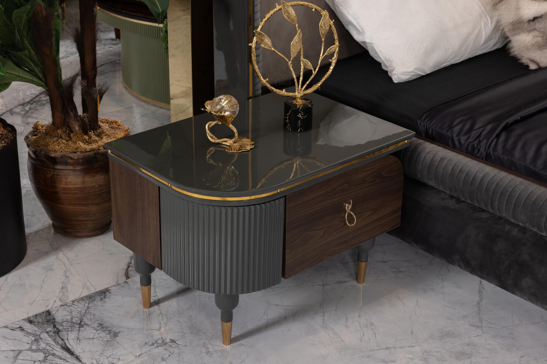 Capella Right Nightstand