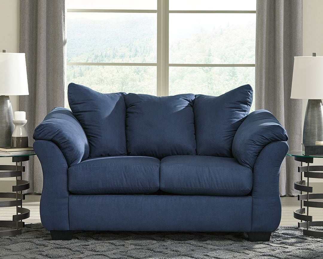 Darcy - Stationary Loveseat