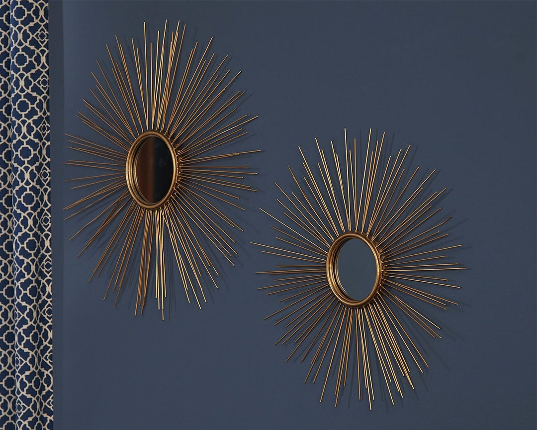 Doniel - Antique Gold Finish - Accent Mirror Set (Set of 2)