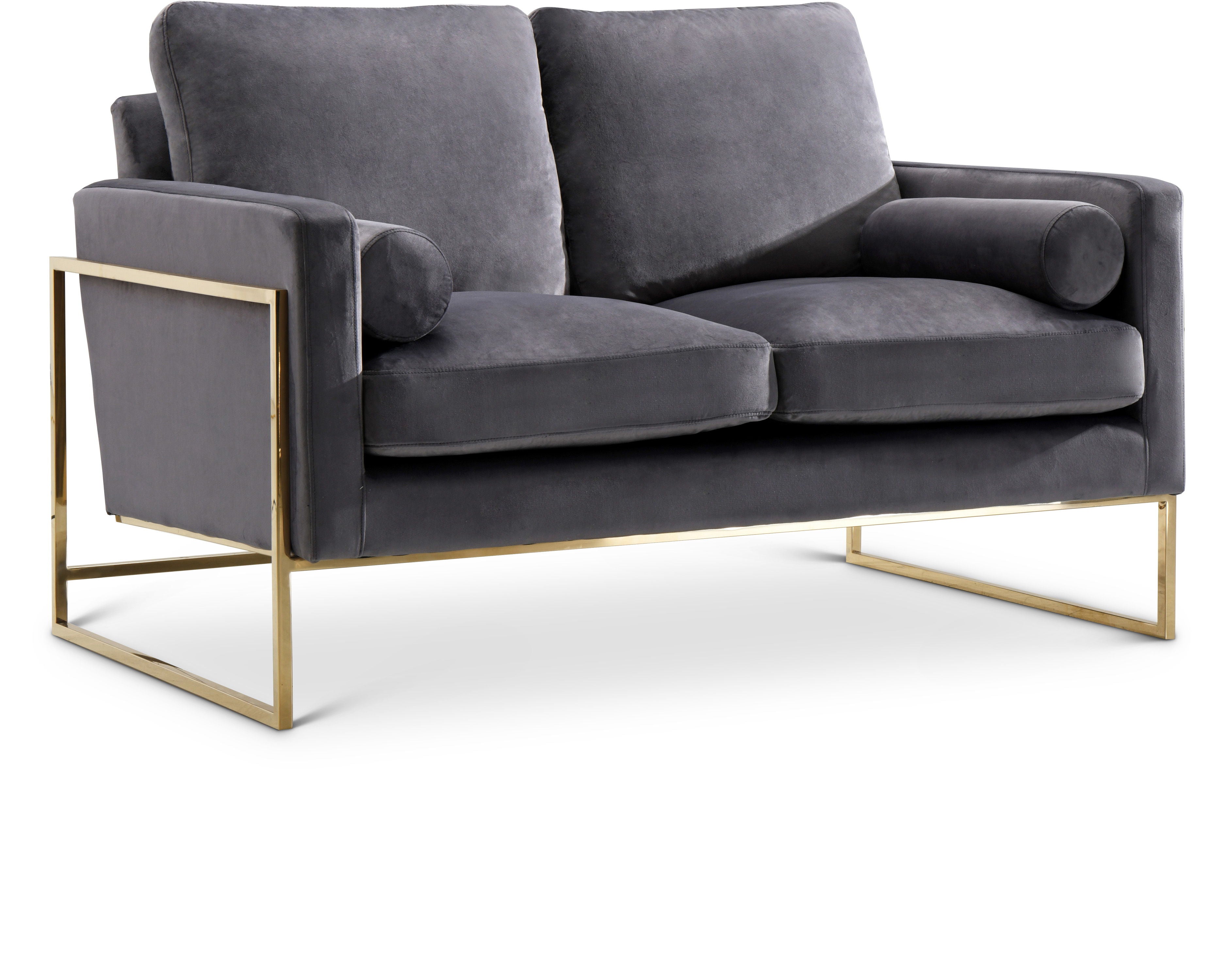 Mila - Loveseat