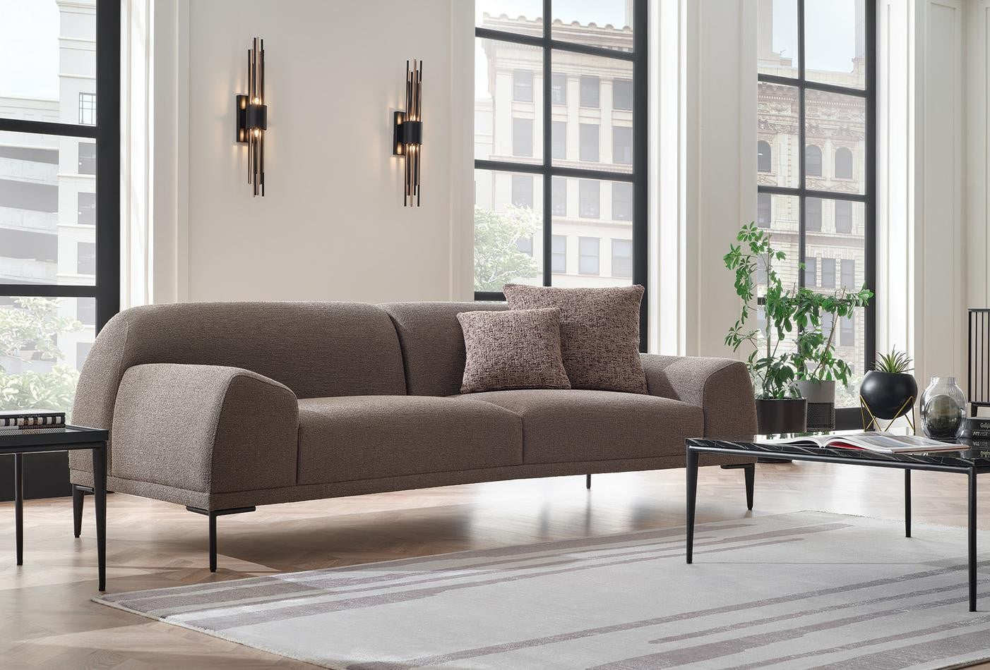 Swan 2.5 Seater Sofa