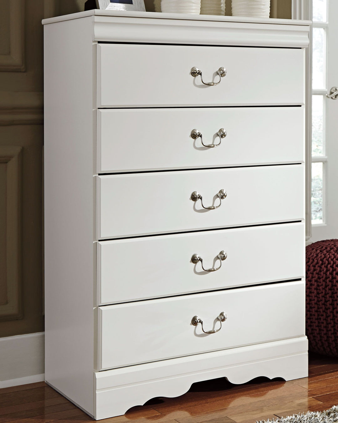 Anarasia - White - Five Drawer Chest