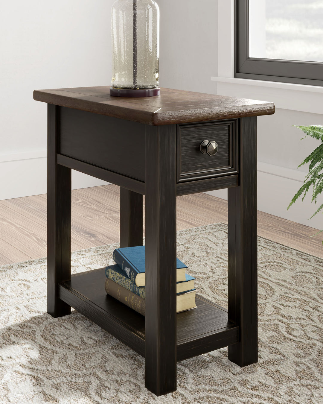 Tyler - Black / Gray - Chair Side End Table