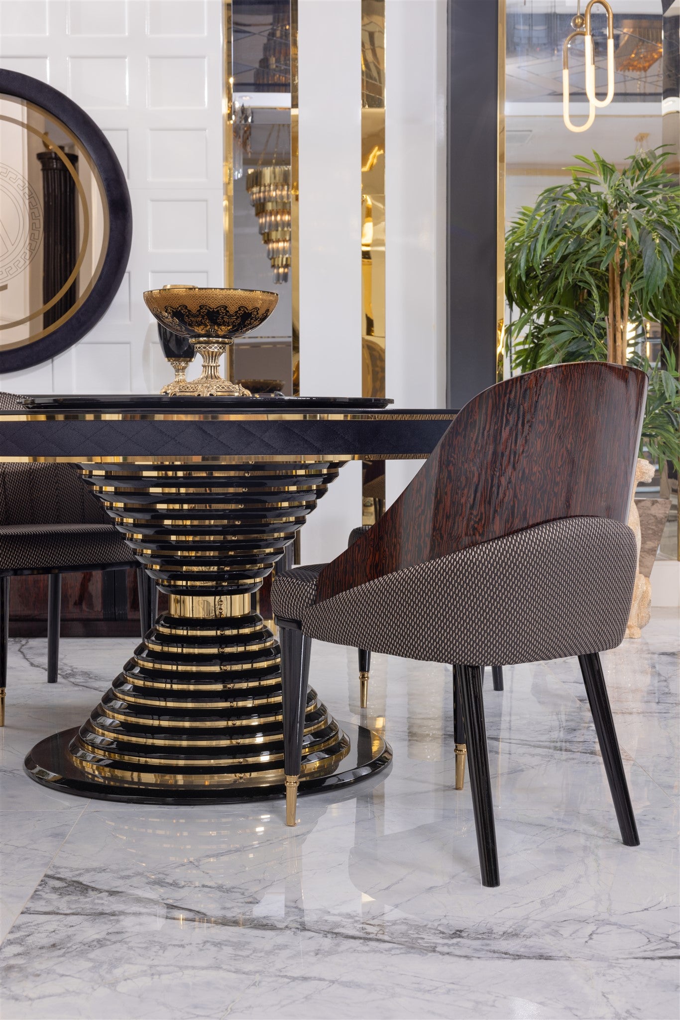 Bugatti Dining Room Set