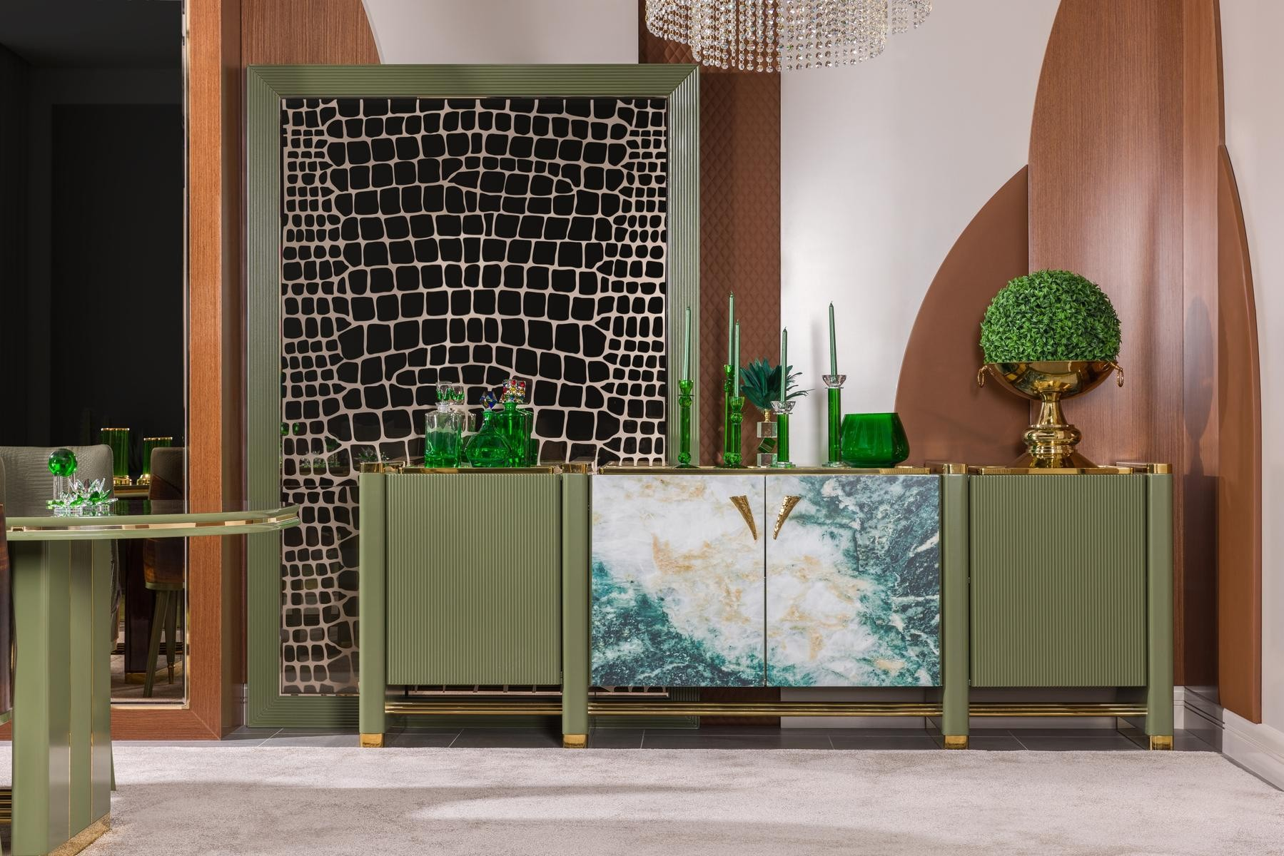 Hermes Dining Room Set