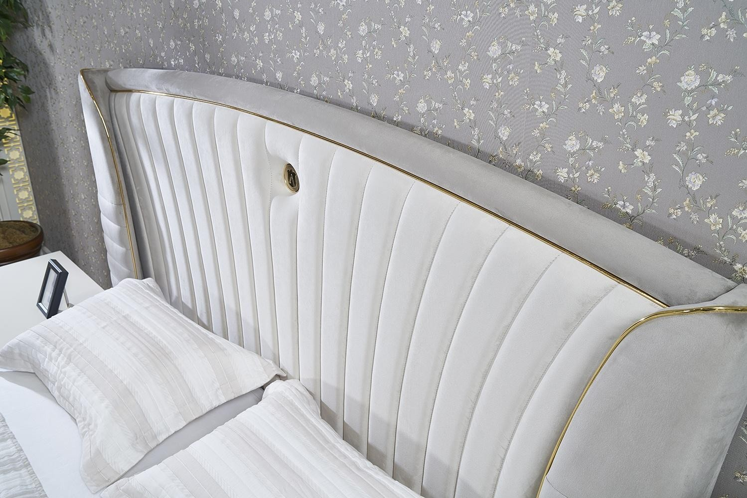 Inci Bedroom Set
