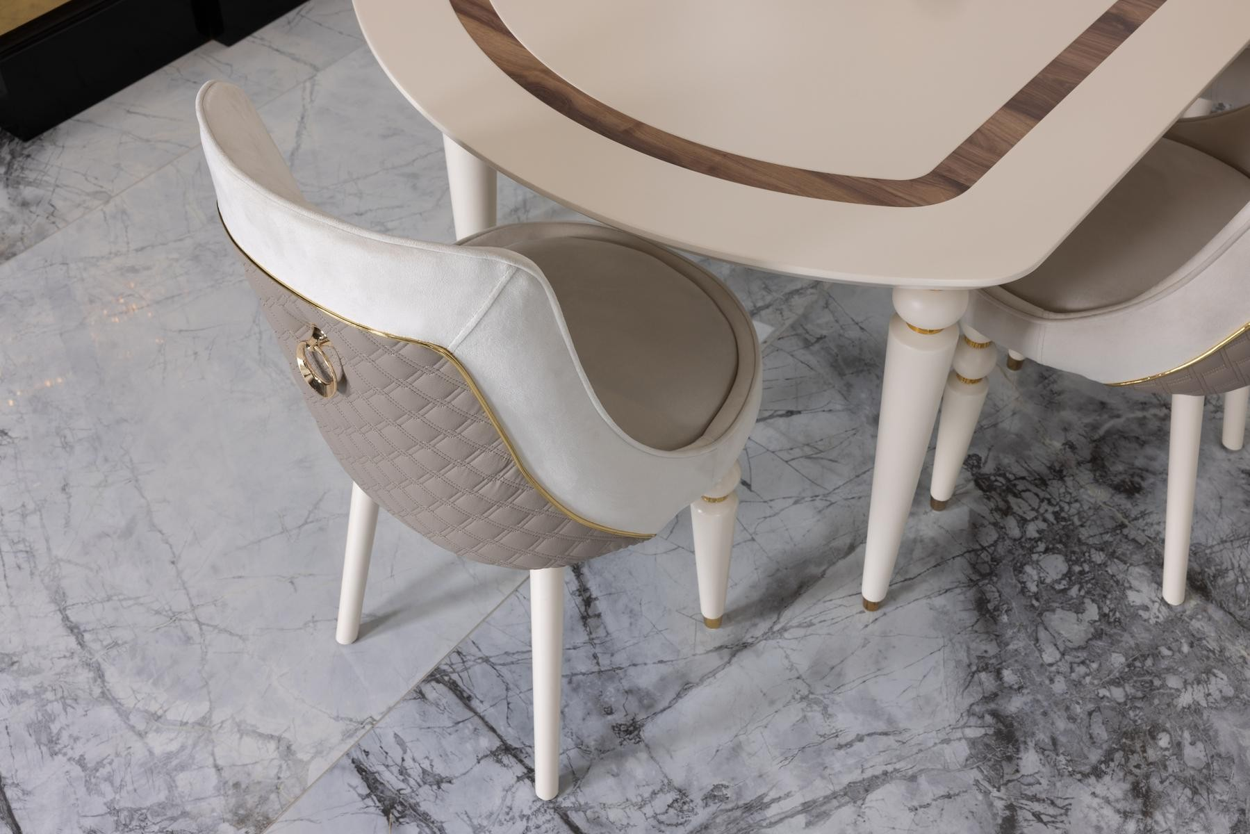 Inci Dining Room Set