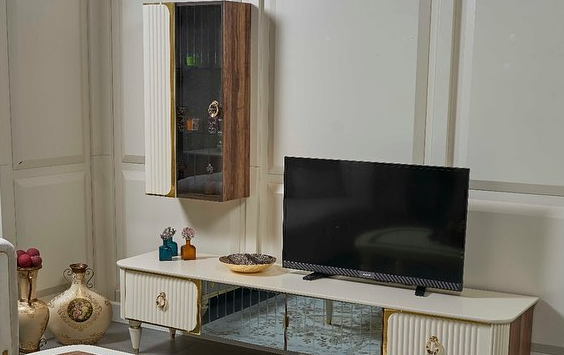 Inci Dining Room Set