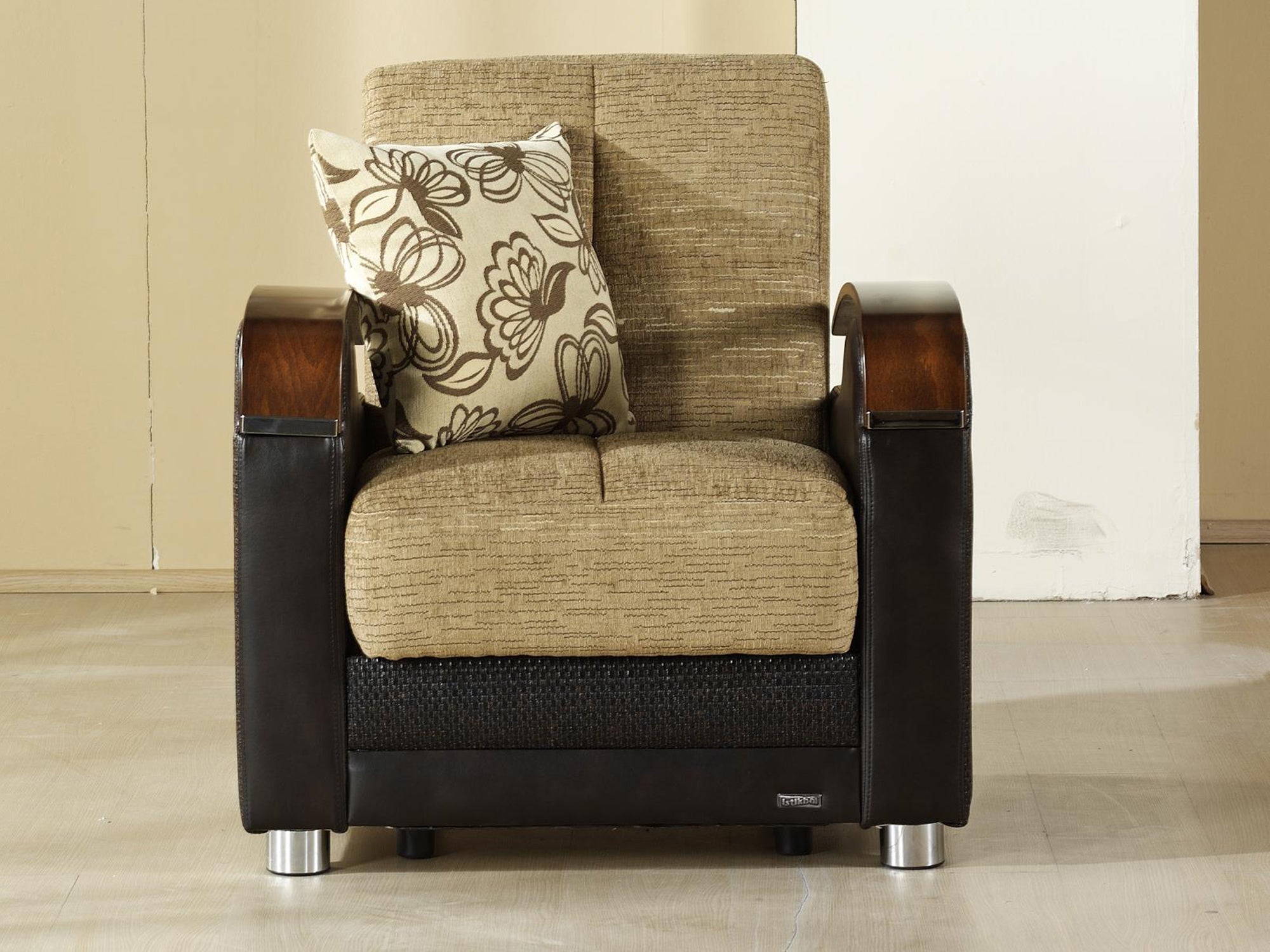 Luna Armchair