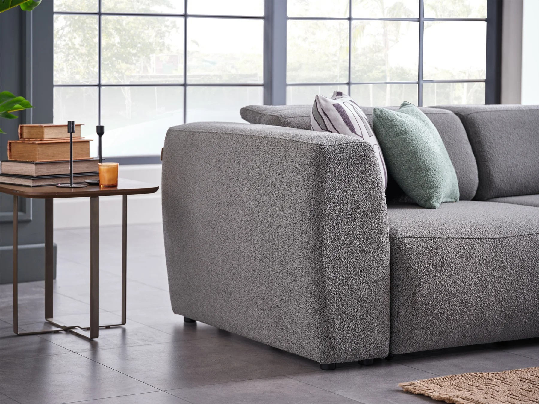 Picasso Sectional Set