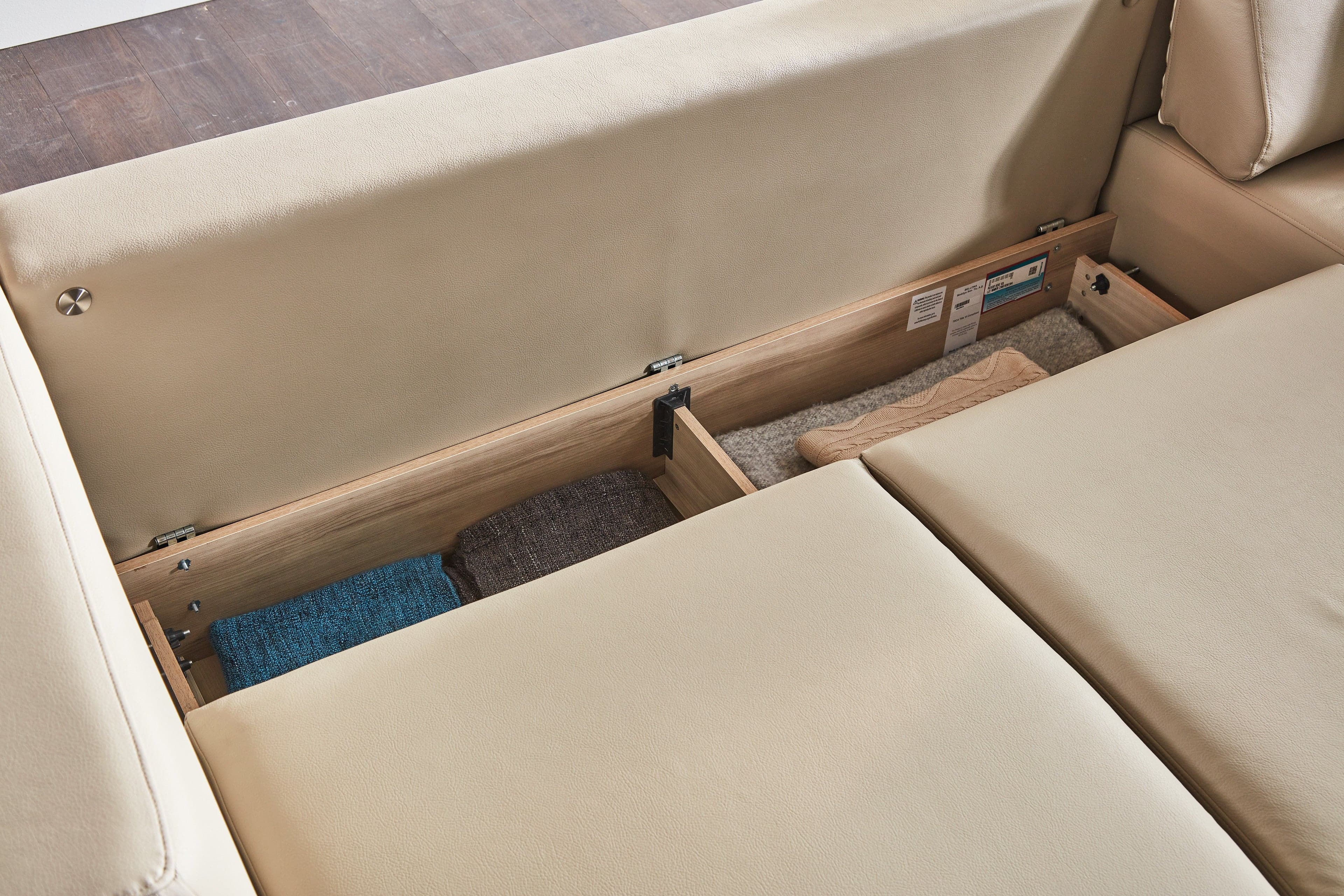 Picasso Sectional Set