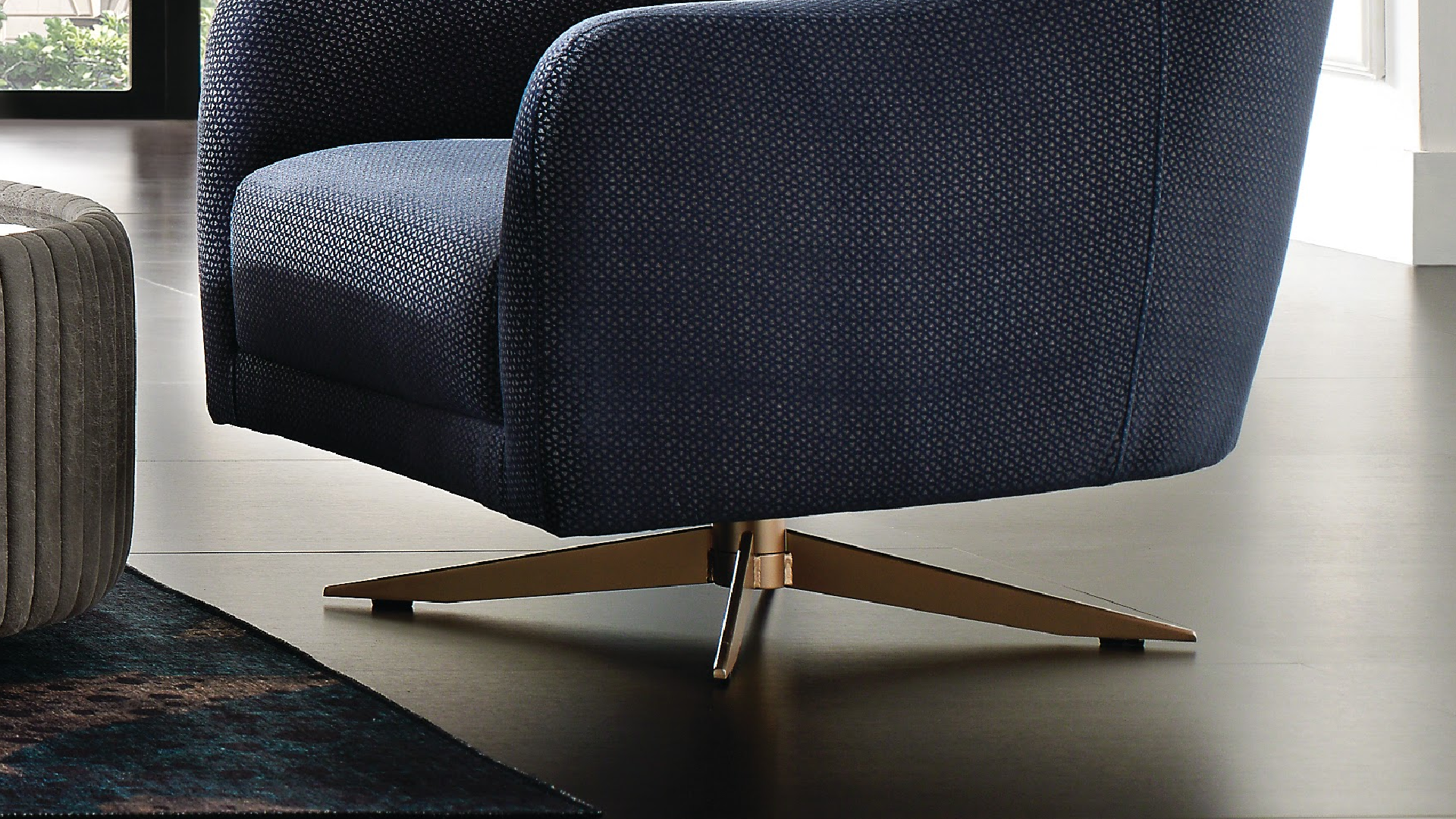Vienna Swivel Armchair