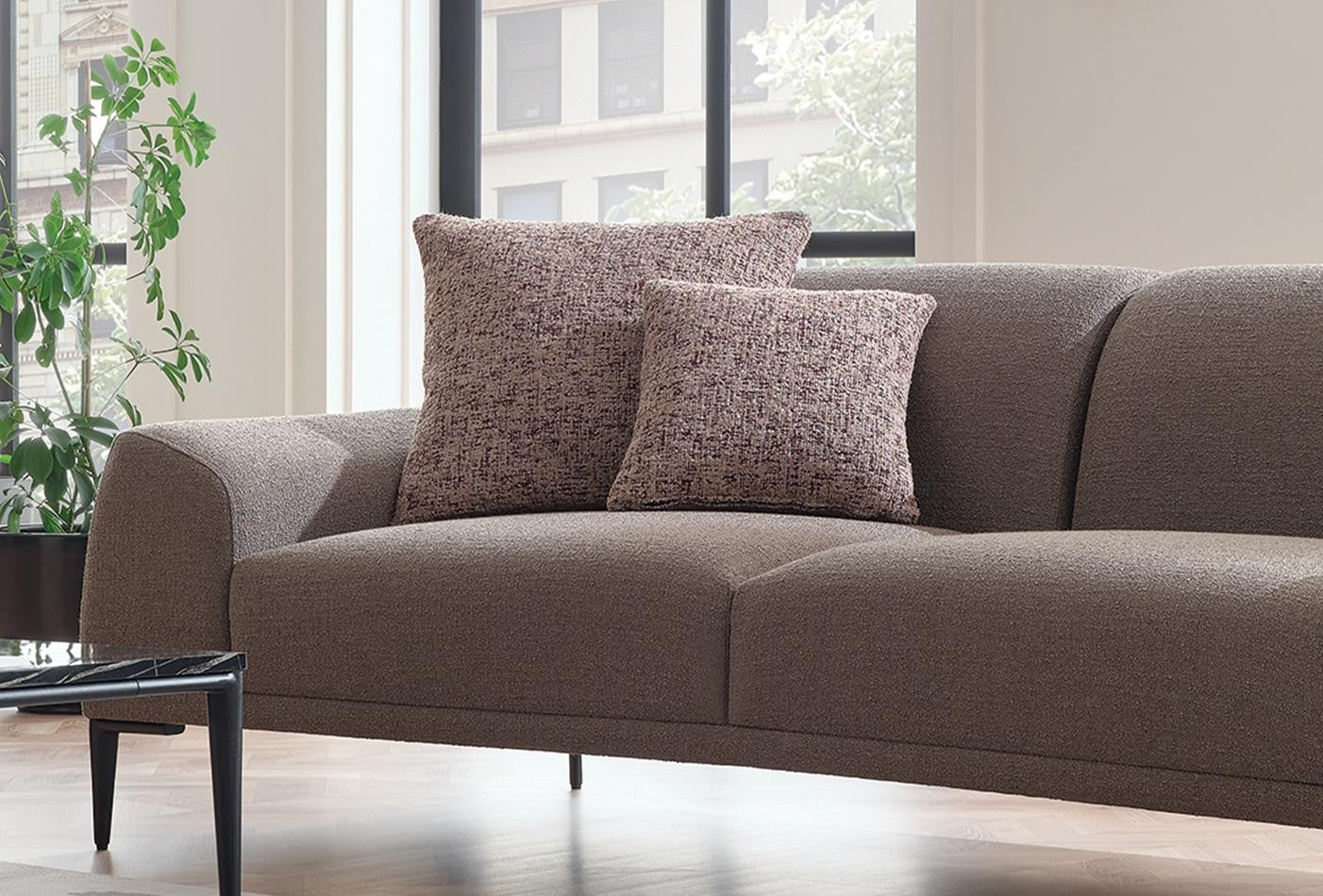 Swan 2.5 Seater Sofa