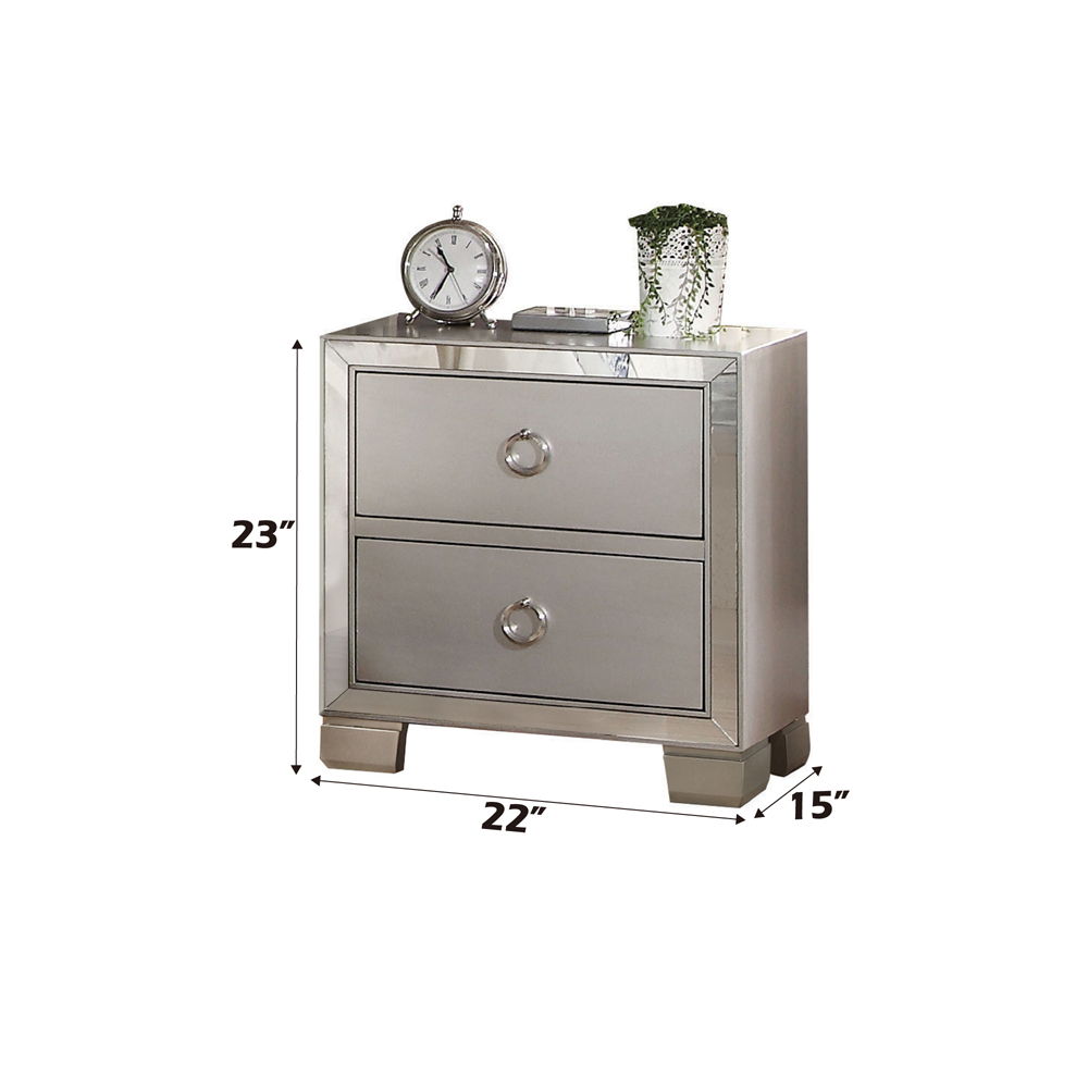 Voeville II - Nightstand - Platinum